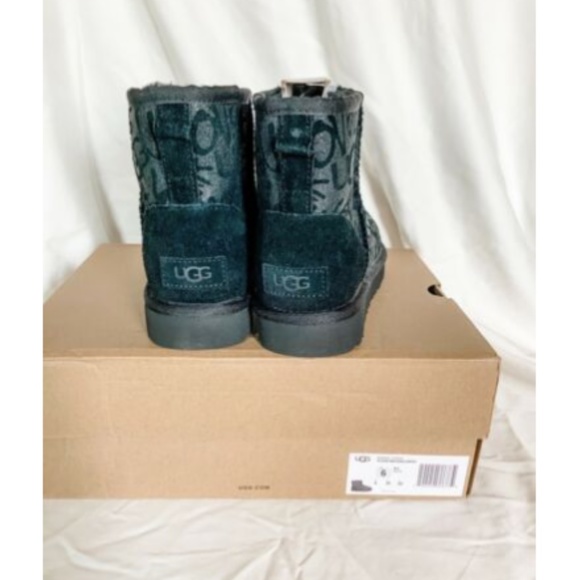 NIB UGG Classic Mini Sparkle Graffiti Black Bootie - Picture 4 of 6